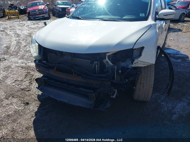 Продаж на аукціоні авто 2017 Nissan Rogue S/sl Platinum/sv, vin: 5N1AT2MV6HC754040, номер лоту: 12586469