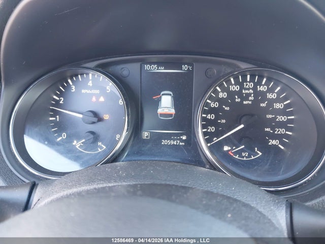 Продаж на аукціоні авто 2017 Nissan Rogue S/sl Platinum/sv, vin: 5N1AT2MV6HC754040, номер лоту: 12586469
