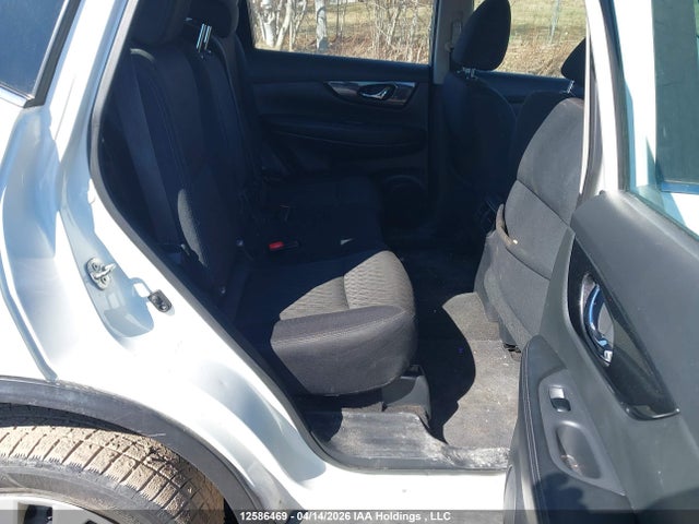 Продаж на аукціоні авто 2017 Nissan Rogue S/sl Platinum/sv, vin: 5N1AT2MV6HC754040, номер лоту: 12586469