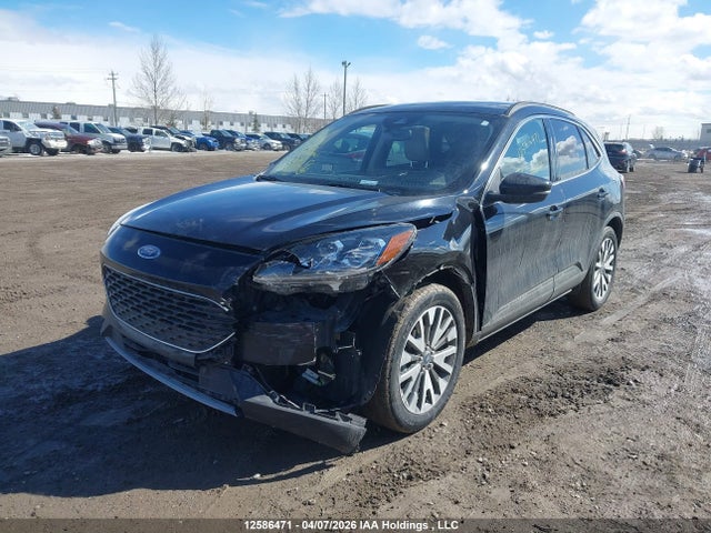 1FMCU9J9XLUB76520 Ford Escape Titanium