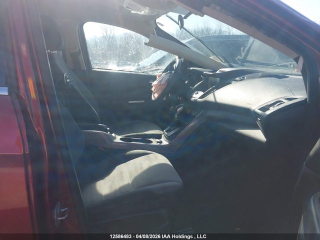Продажа на аукционе авто 2015 Ford Escape Se, vin: 1FMCU9G96FUC17964, номер лота: 12586483