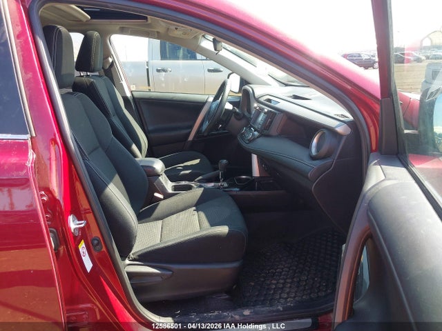 12586501 :رقم المزاد ، 2T3RFREV1JW809681 vin ، 2018 Toyota Rav4 Adventure/xle مزاد بيع