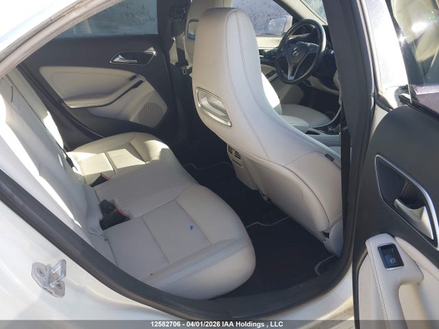 WDDSJ4GB5EN134927 Mercedes-Benz CLA 250 4MATIC