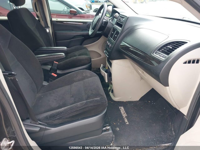 2C4RDGBG7ER203365 Dodge Grand Caravan Se/sxt