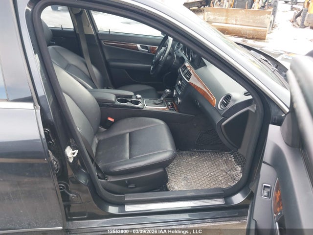12553800 :رقم المزاد ، WDDGF8AB2DA804544 vin ، 2013 Mercedes-benz C 300 4matic مزاد بيع