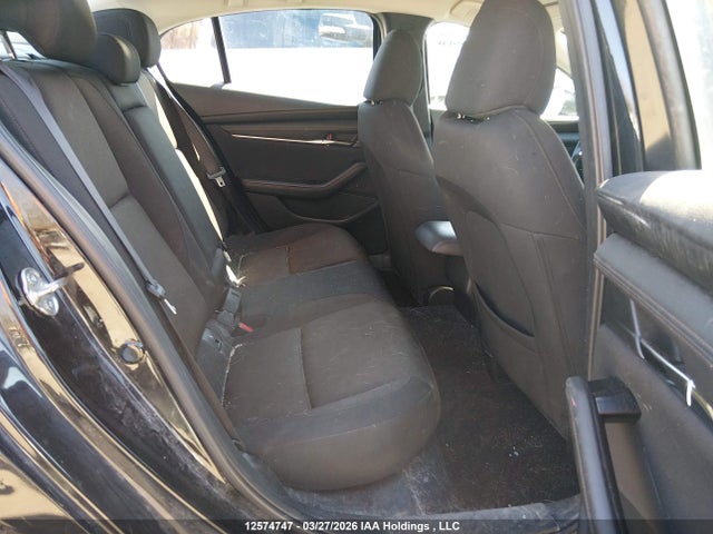 JM1BPBCM3K1113422 Mazda Mazda3 Gs