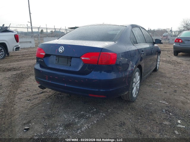12574692 :رقم المزاد ، 3VWBK7AJXDM390592 vin ، 2013 Volkswagen Jetta 2.0l Comfortline مزاد بيع