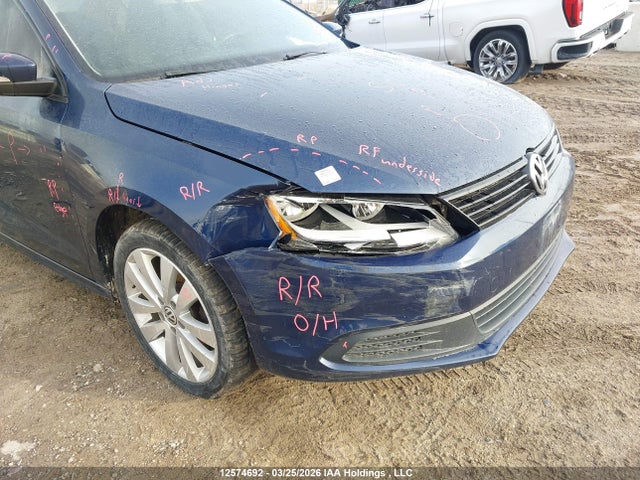 12574692 :رقم المزاد ، 3VWBK7AJXDM390592 vin ، 2013 Volkswagen Jetta 2.0l Comfortline مزاد بيع