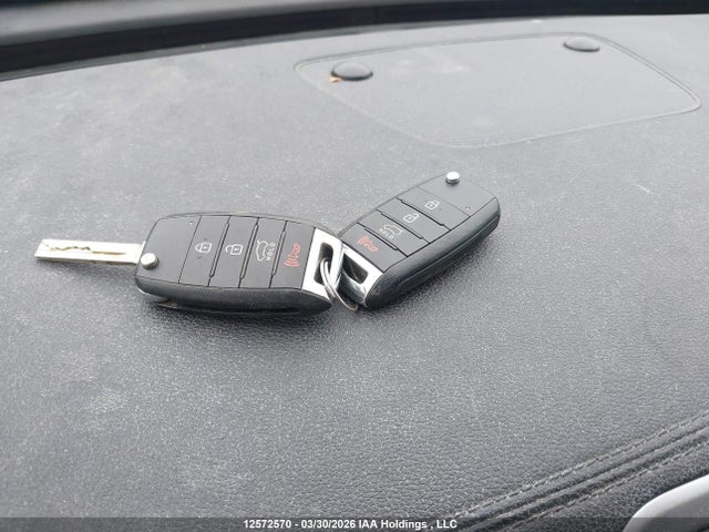 5XYPGDA36JG381598 KIA Sorento 2.4l Lx