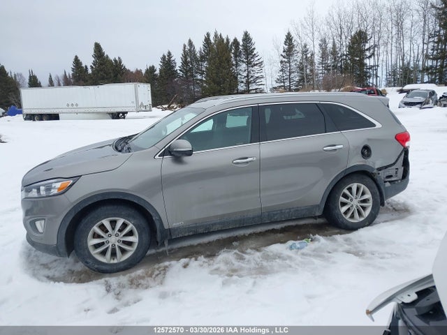 5XYPGDA36JG381598 KIA Sorento 2.4l Lx