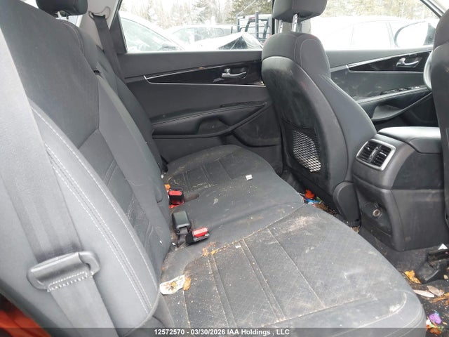 5XYPGDA36JG381598 KIA Sorento 2.4l Lx
