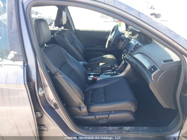 1HGCR2F57GA806120 Honda Accord Sport