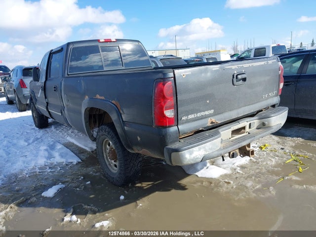 2005 Chevrolet Silverado 2500hd Ls/lt მანქანა იყიდება აუქციონზე, vin: 1GCHK23225F889748, აუქციონის ნომერი: 12574866