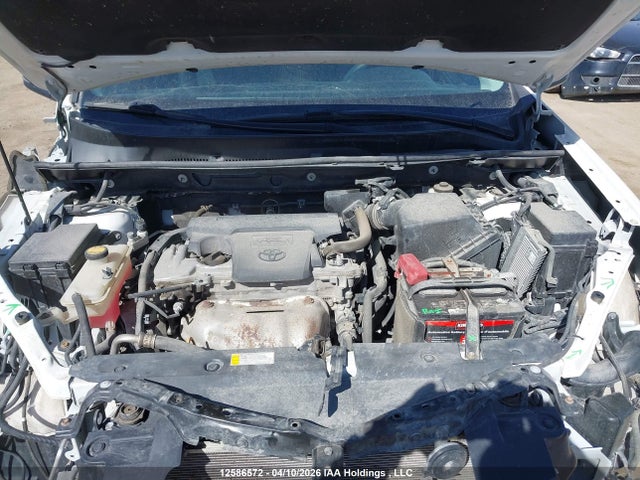 12586572 :رقم المزاد ، 2T3BFREVXJW781784 vin ، 2018 Toyota Rav4 Le مزاد بيع