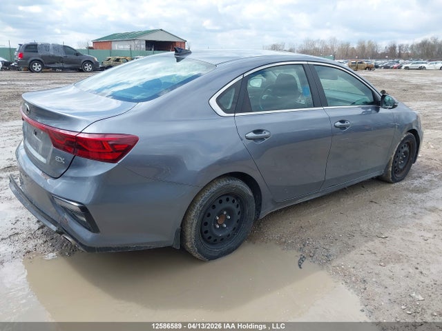 3KPF54AD8LE240588 KIA Forte Ex/ex Limited/ex Premium/ex+