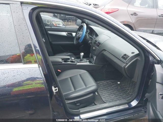 12586610 :رقم المزاد ، WDDGF85X28F192263 vin ، 2008 Mercedes-benz C-class مزاد بيع