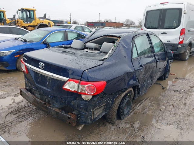 2013 Toyota Corolla Ce მანქანა იყიდება აუქციონზე, vin: 2T1BU4EE8DC931379, აუქციონის ნომერი: 12586675