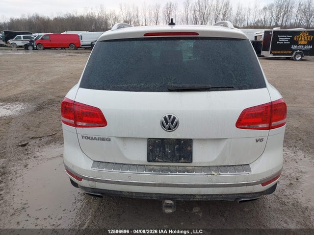 WVGRF7BP3HD003323 Volkswagen Touareg Wolfsburg