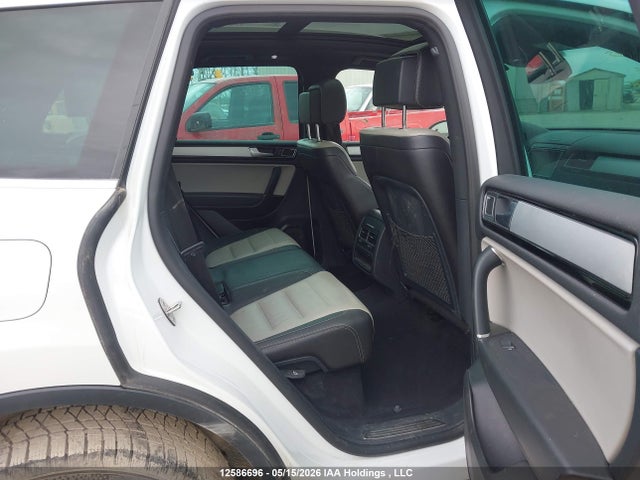 WVGRF7BP3HD003323 Volkswagen Touareg Wolfsburg