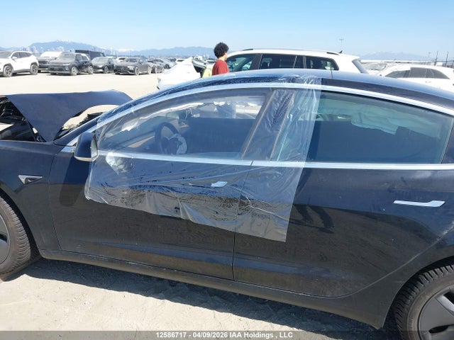 Продажа на аукционе авто 2019 Tesla Model 3, vin: 5YJ3E1EA5KF398705, номер лота: 12586717