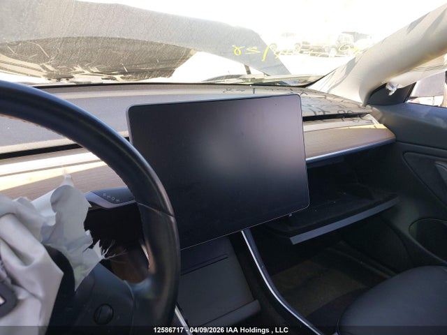 Продажа на аукционе авто 2019 Tesla Model 3, vin: 5YJ3E1EA5KF398705, номер лота: 12586717