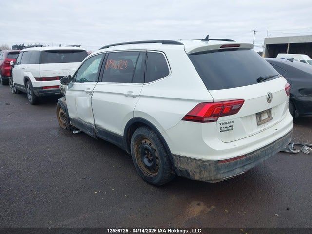 Продажа на аукционе авто 2018 Volkswagen Tiguan Se/sel, vin: 3VV2B7AX0JM016870, номер лота: 12586725