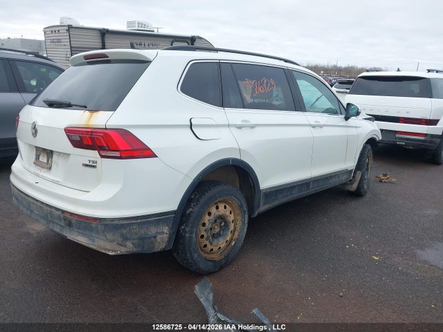 Продажа на аукционе авто 2018 Volkswagen Tiguan Se/sel, vin: 3VV2B7AX0JM016870, номер лота: 12586725