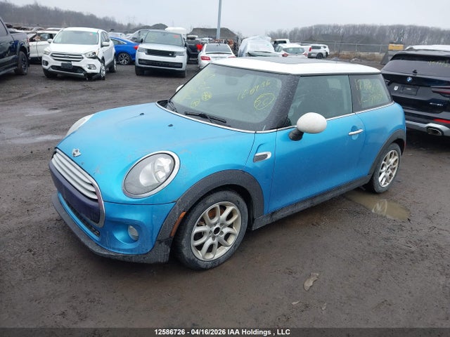 Mini 3 Door Cooper 2015 WMWXM5C50FT974167 Image 2