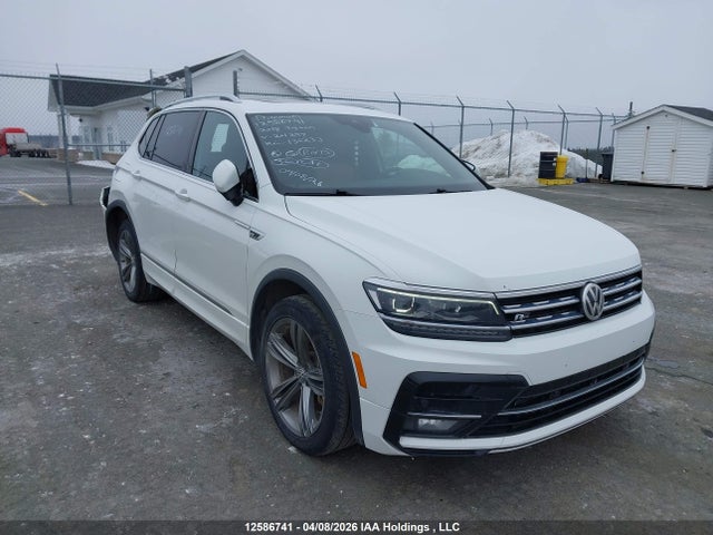 3VV4B7AX0JM201297 Volkswagen Tiguan Highline