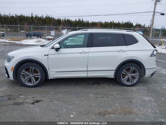 3VV4B7AX0JM201297 Volkswagen Tiguan Highline