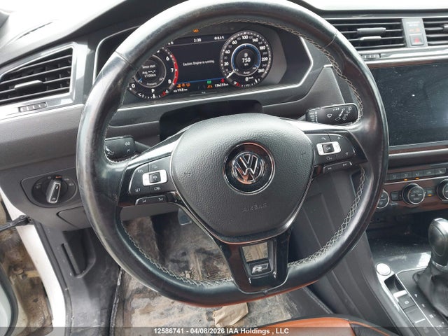 3VV4B7AX0JM201297 Volkswagen Tiguan Highline