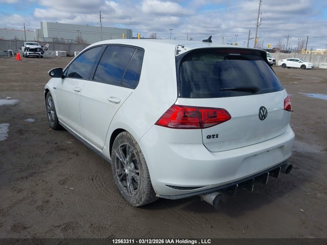 3VW4T7AUXFM085662 Volkswagen Golf GTI