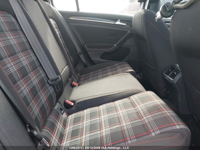 3VW4T7AUXFM085662 Volkswagen Golf GTI