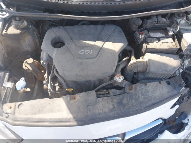 2013 Hyundai Accent მანქანა იყიდება აუქციონზე, vin: KMHCT4AE6DU477421, აუქციონის ნომერი: 12586765