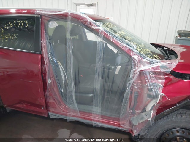 JN8BT3BB7RW183878 Nissan Rogue Sv Moonroof