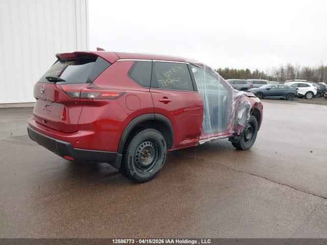 JN8BT3BB7RW183878 Nissan Rogue Sv Moonroof