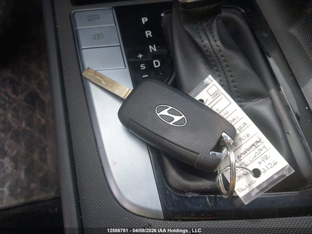 KMHLM4DGXRU792580 Hyundai Elantra Essential