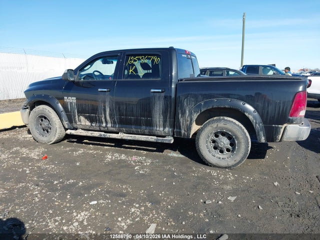 12586790 :رقم المزاد ، 1C6RR7LT7HS652942 vin ، 2017 Ram 1500 Slt مزاد بيع