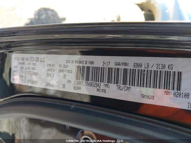 12586790 :رقم المزاد ، 1C6RR7LT7HS652942 vin ، 2017 Ram 1500 Slt مزاد بيع
