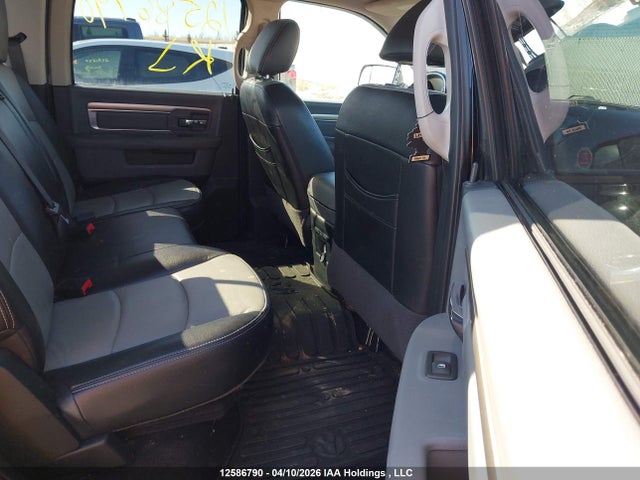 12586790 :رقم المزاد ، 1C6RR7LT7HS652942 vin ، 2017 Ram 1500 Slt مزاد بيع
