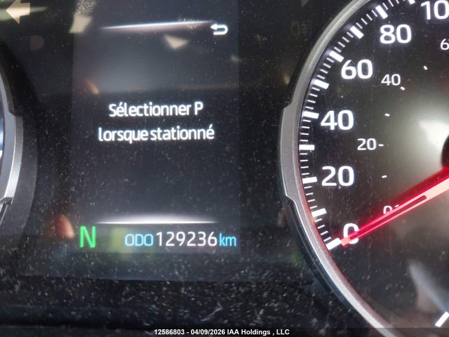 12586803 :رقم المزاد ، 2T3R1RFV6LC118194 vin ، 2020 Toyota Rav4 Xle/xle Premium مزاد بيع