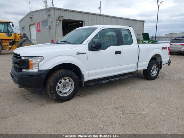 12586808 :رقم المزاد ، 1FTFX1E5XJKC74554 vin ، 2018 Ford F150 Super Cab مزاد بيع