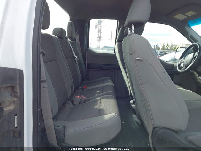 12586808 :رقم المزاد ، 1FTFX1E5XJKC74554 vin ، 2018 Ford F150 Super Cab مزاد بيع