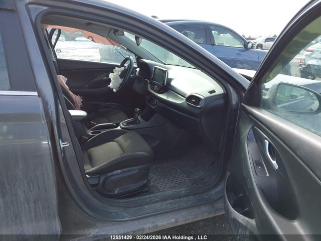 KMHH35LE8JU038404 Hyundai Elantra Gt Gls