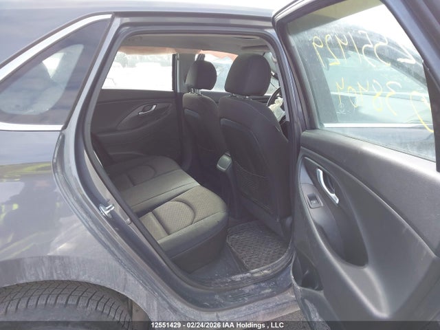KMHH35LE8JU038404 Hyundai Elantra Gt Gls