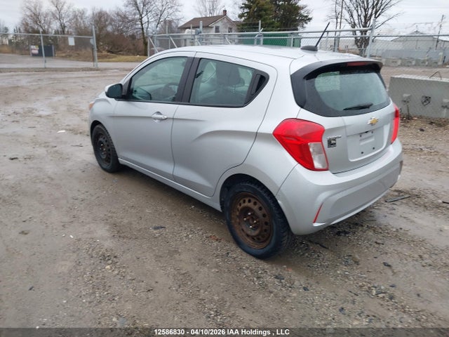 2017 Chevrolet Spark 1lt მანქანა იყიდება აუქციონზე, vin: KL8CD6SA2HC799065, აუქციონის ნომერი: 12586830