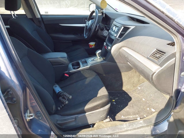 4S4BRGBCXE3254850 Subaru Outback 2.5i Premium