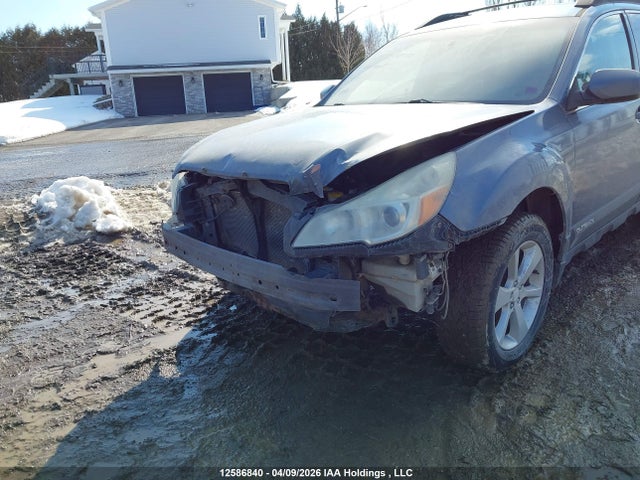 4S4BRGBCXE3254850 Subaru Outback 2.5i Premium