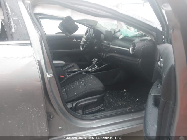 3KPF54AD9ME335470 KIA Forte Ex/ex Premium/ex+