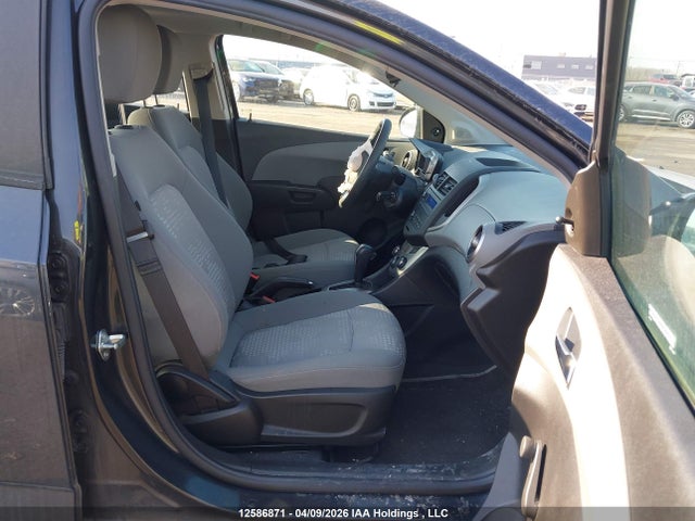 1G1JA5EH0E4170817 Chevrolet SONIC LS